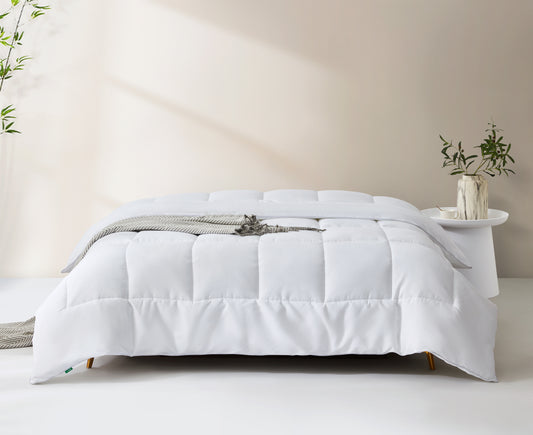 Luxurious Soft Touch, Washable Down-Like Fiber Duvet – 10.5 Tog in Single, Double, and King Sizes